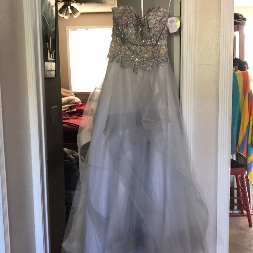 Brand new prom dress